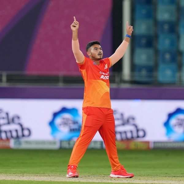 aayan-khan-stars-as-gulf-giants-defeat-sharjah-warriorz-by-six-wickets.Click to read full article.