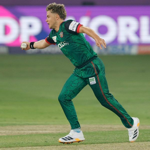 desert-vipers-cruise-past-dubai-capitals-by-four-wickets-in-dp-world-ilt20-season-4-opener.Click to read full article.