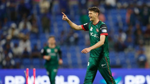 desert-vipers-beat-mi-emirates-by-one-run-in-a-last-ball-finish.Click to read full article.